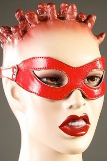 Красная лакированная маска-очки Р311 Подиум (красный)